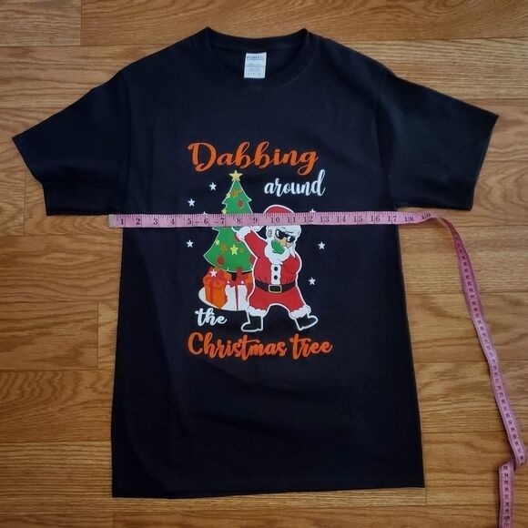 NEW Fortnite Dance Dabbing Santa Christmas Tee - Picture 3 of 6